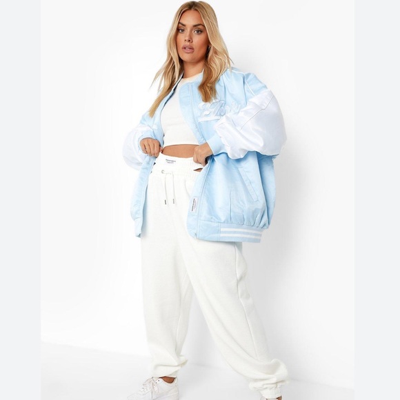 Thong Detailed Waistband Oversized Jogger - Picture 2 of 5